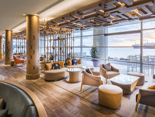 The Best Wine Bars in Auckland for Long Nights & Longer Pours