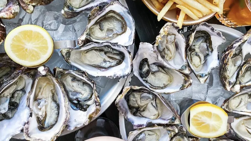 Oyster & Chop