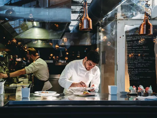 How Partnering with Best Restaurants Can Boost Your Restaurant’s Success