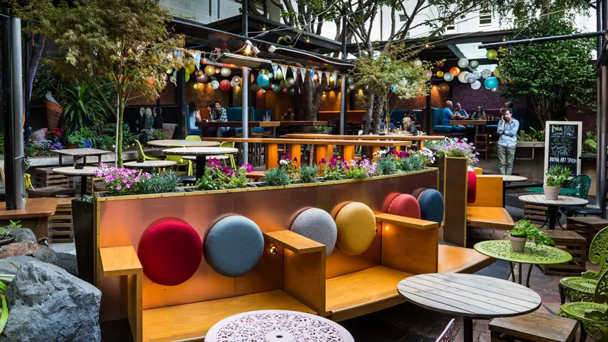 Southern Cross Garden Bar Restaurant